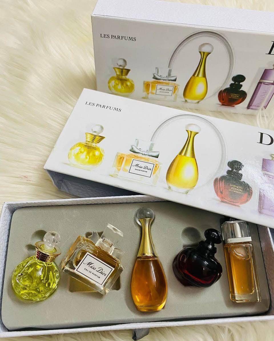 Dior Les Perfumes Mini Perfume Gift Set – 5 Best Dior Fragrances