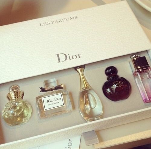 Dior Les Perfumes Mini Perfume Gift Set – 5 Best Dior Fragrances